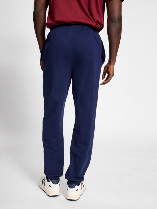 hmlIC TERRY SWEATPANTS, 7666, model