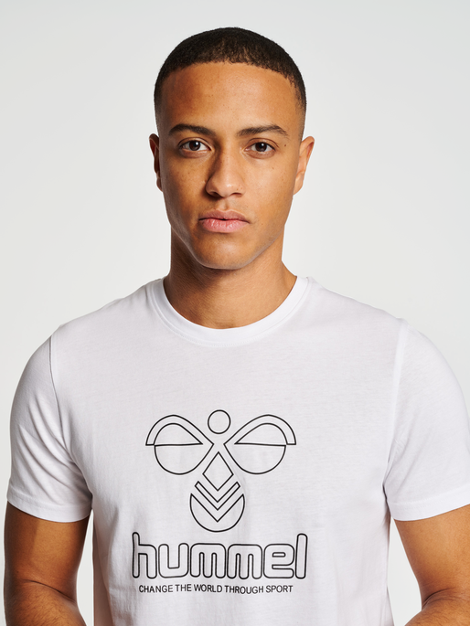 hmlICONS GRAPHIC T-SHIRT, WHITE, model