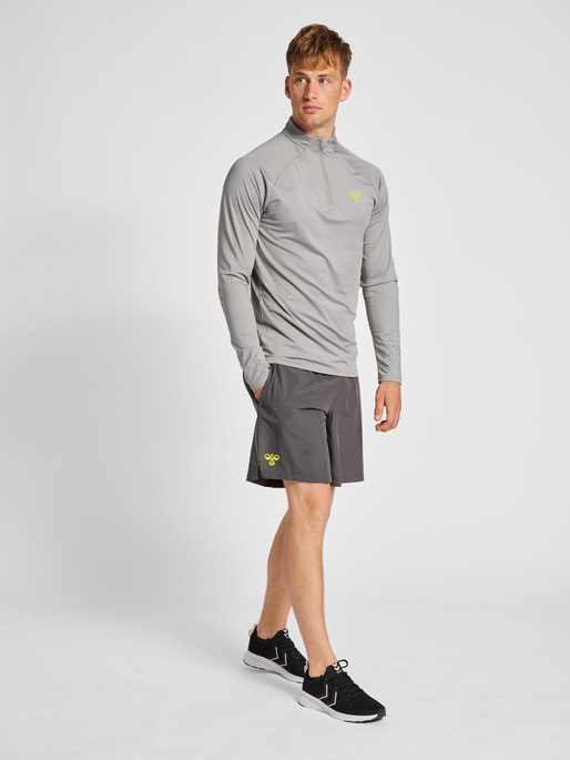 hmlGG12 TRAINING 1/2 ZIP SWEAT, ALLOY, model
