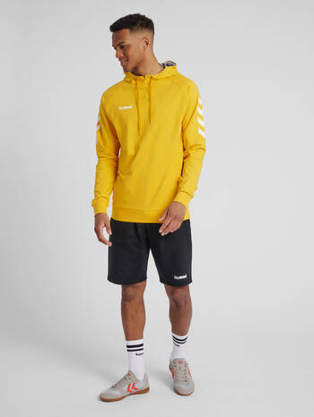 HMLGO COTTON HOODIE, SPORTS YELLOW, model
