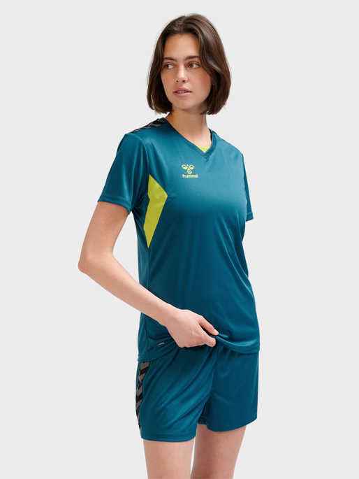 hmlAUTHENTIC PL JERSEY S/S WOMAN, BLUE CORAL/SULPHUR SPRING, model