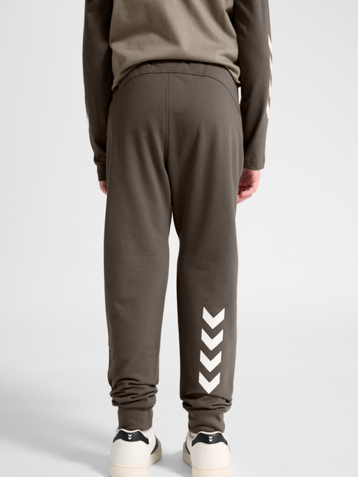 hmlJR REGULAR ADJ WAIST PANTS, DARK NIGHT, model