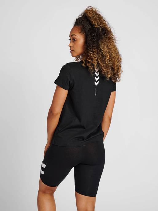hmlTE CALI 2-PACK COTTON T-SHIRT, BLACK/CHATEAU GREY, model
