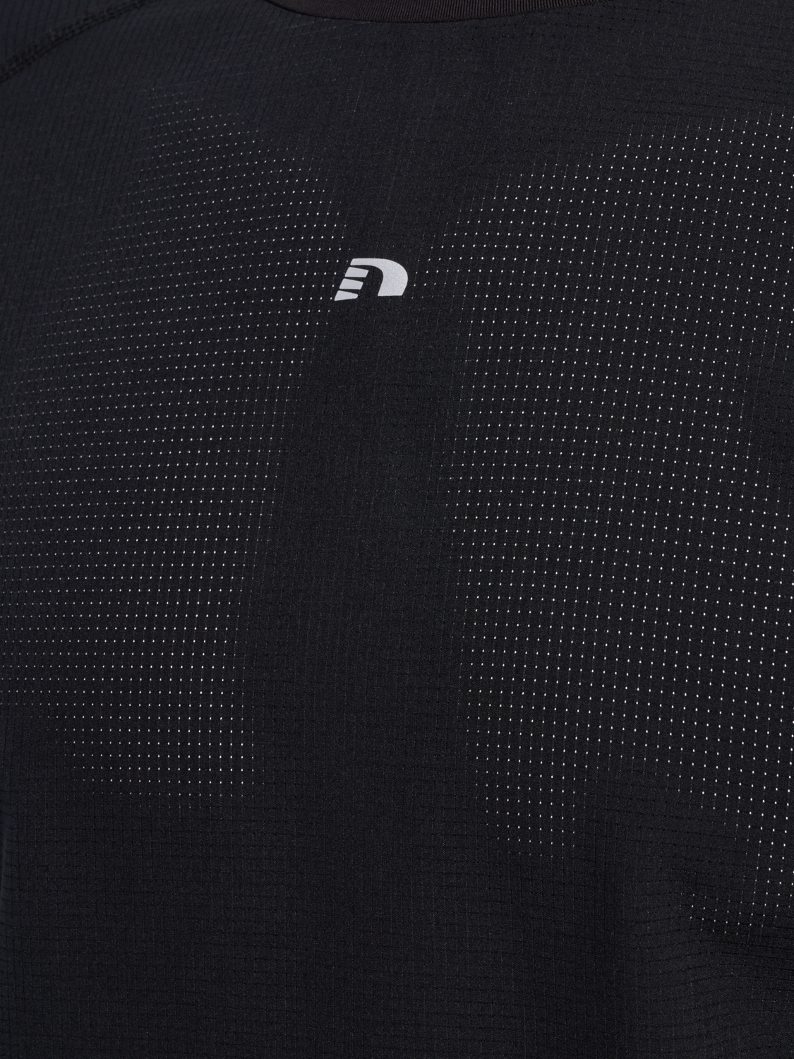 nwlBREATHE T-SHIRT L/S, BLACK, packshot