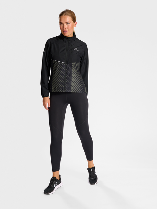 nwlPACE JACKET WOMAN, 2257, model