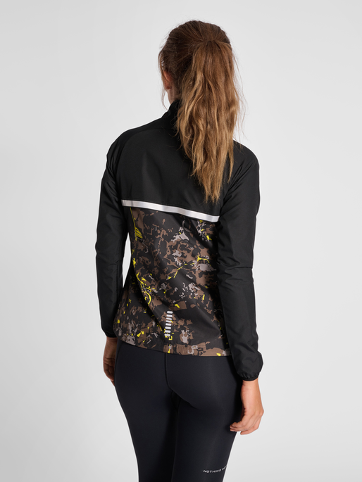 nwlAUSTIN JACKET WOMEN, TERRAIN AOP, model