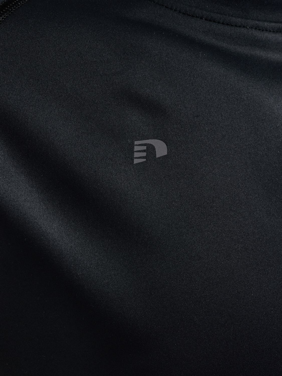 nwlBEAT GRADIENT T-SHIRT, BLACK IRIS, packshot