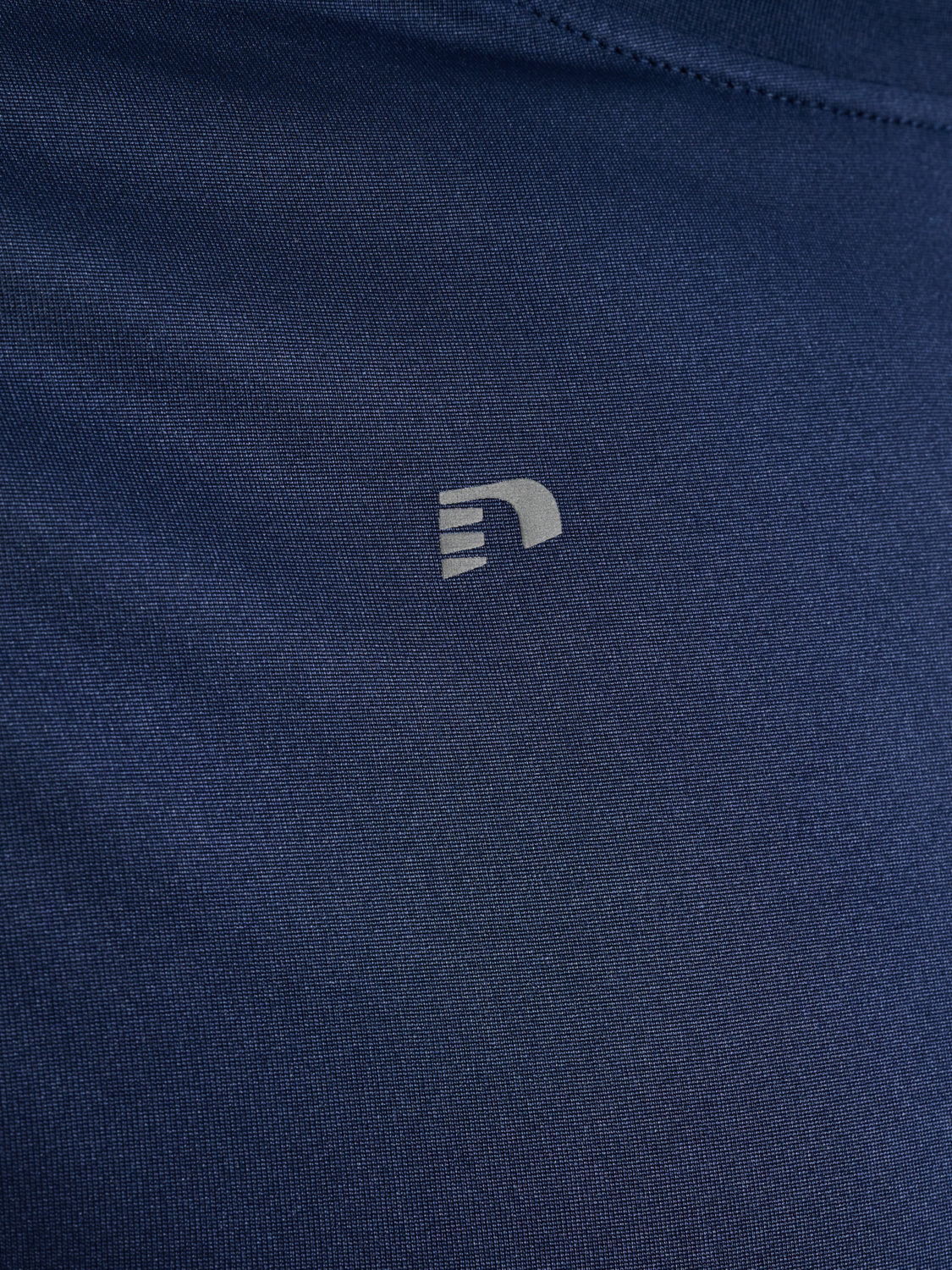 nwlBEAT T-SHIRT L/S, BLACK IRIS, packshot