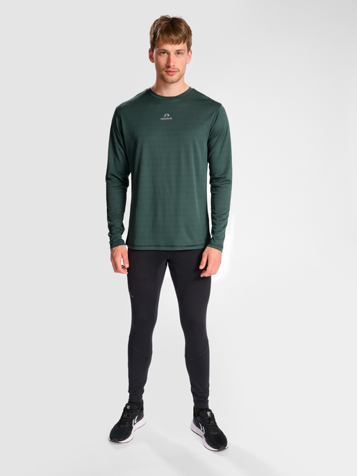 nwlBEAT POLY LS TEE, DARKEST SPRUCE, model