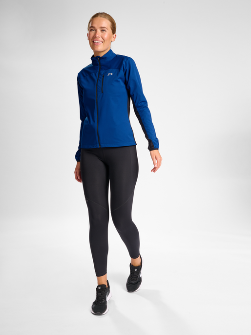 WOMEN'S CORE JACKET, TRUE BLUE, model