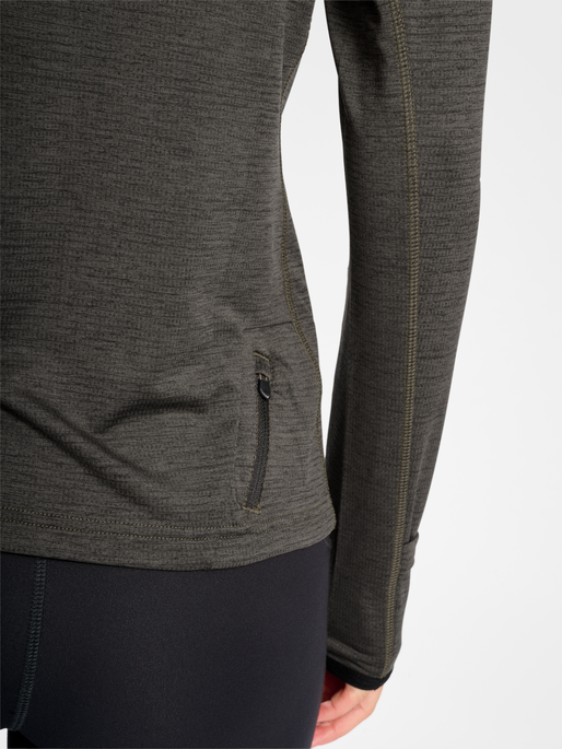 nwlPACE HALF ZIP WOMAN, 1166, model