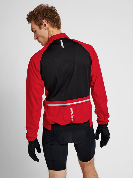 MENS CORE BIKE THERMAL JACKET, TANGO RED, model