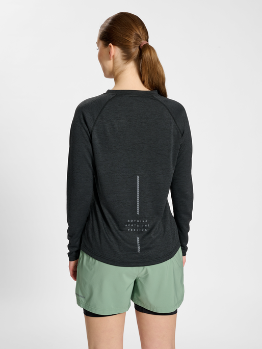 nwlORLANDO T-SHIRT L/S WOMAN, BLACK MELANGE, model