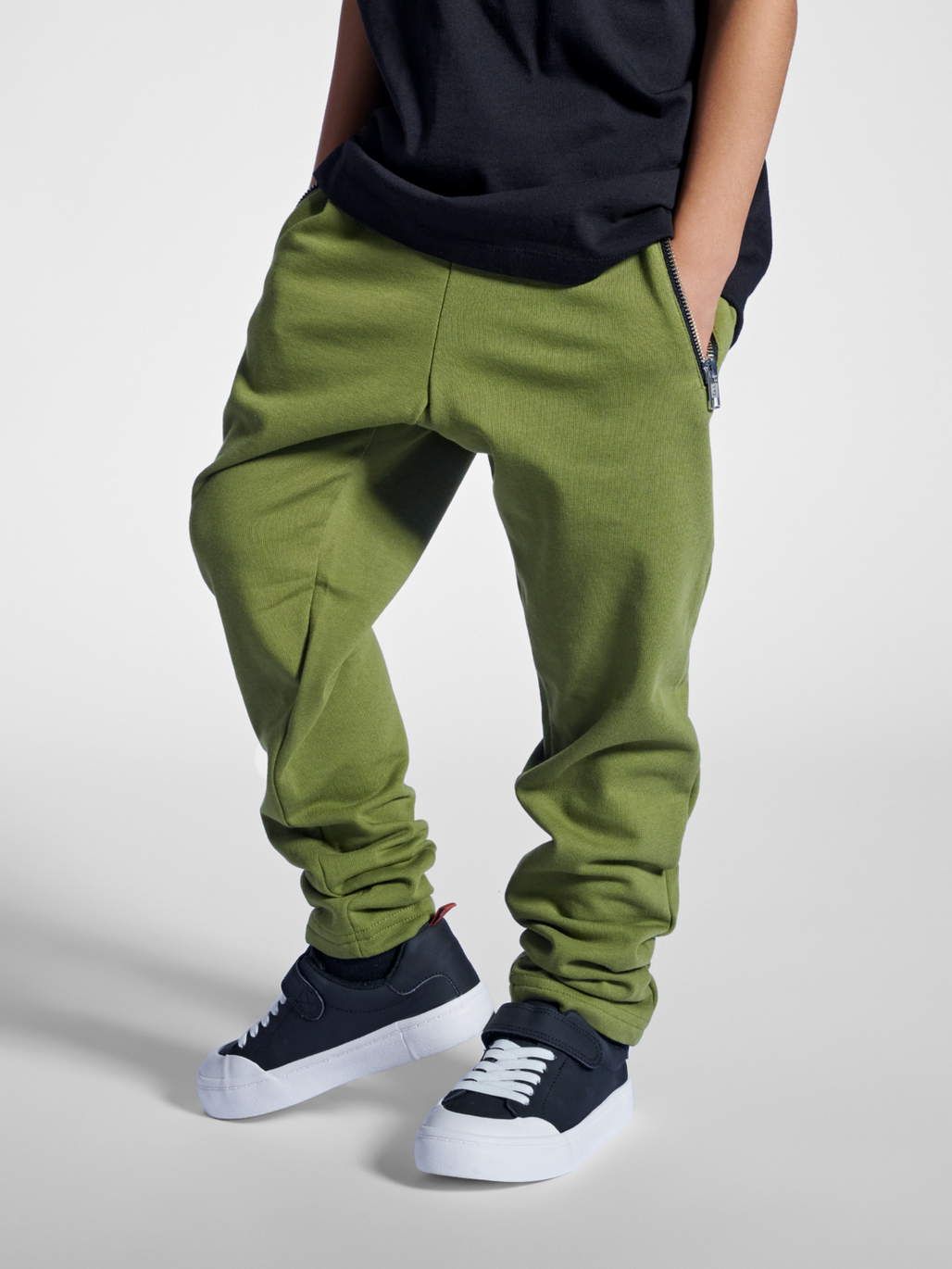 stmANTON PANTS, 6107, model