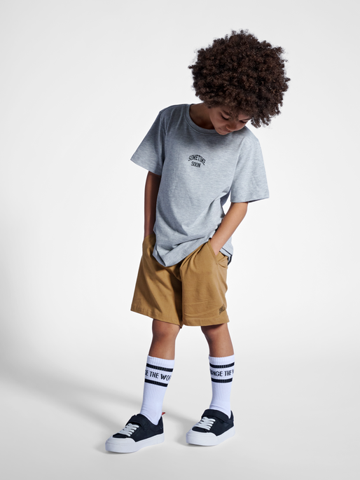 stmOCEAN SHORTS, 8075, model