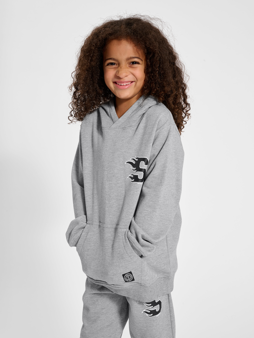 stsHORIZON HOODIE, GREY MELANGE, model